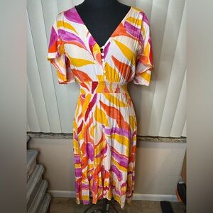 Abel the Label Swish printed high-low dress V-neck, button front detail Sz Small